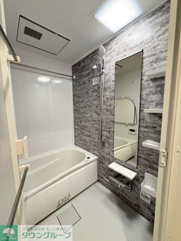 バス・シャワールーム　洗面