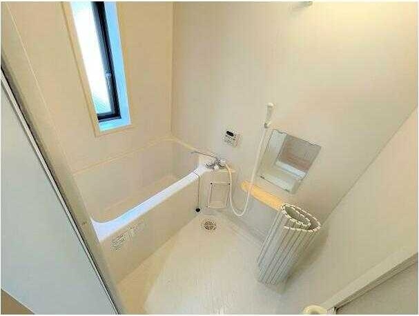 バス・シャワールーム　別部屋参考写真