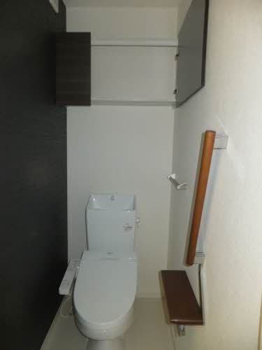 トイレ　同間取り別部屋写真です。