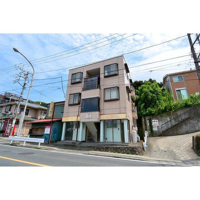 足柄下郡真鶴町真鶴のマンションの建物外観