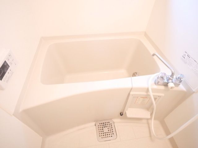バス・シャワールーム　★バスタブです★