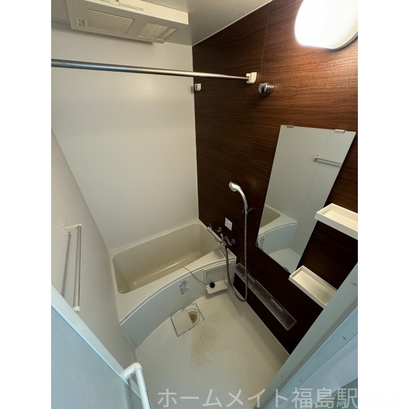 バス・シャワールーム　お引越し無料または家電３点プレゼント！★詳細はスタッフへ