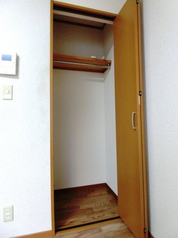 収納　クローゼット