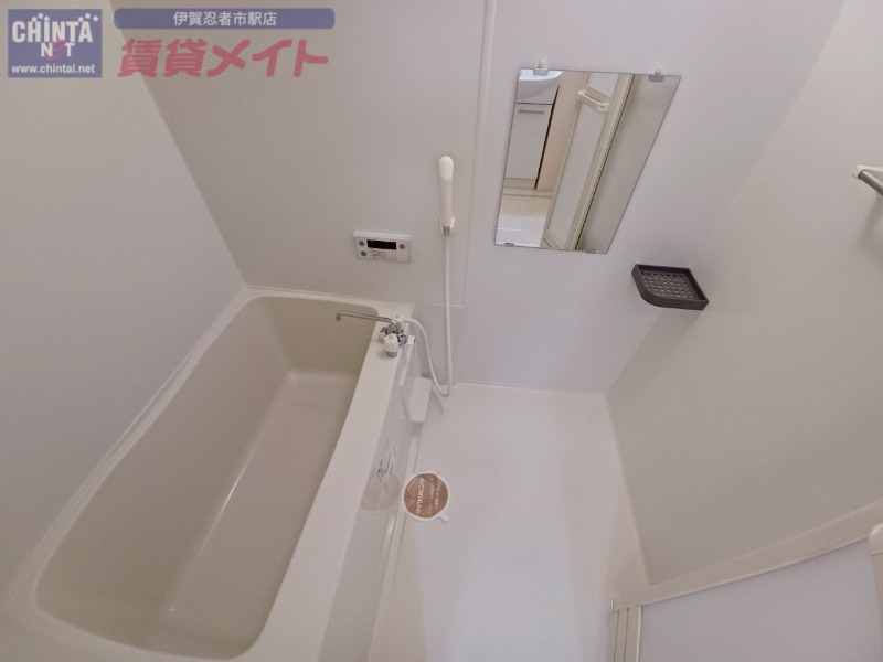 バス・シャワールーム　別部屋同型タイプ写真