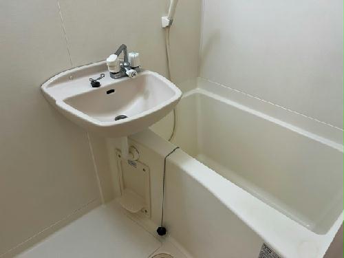 バス・シャワールーム　現況優先