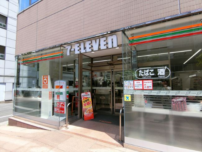 コンビニ　セブンイレブン千代田岩本町1丁目店（コンビニ）まで78m