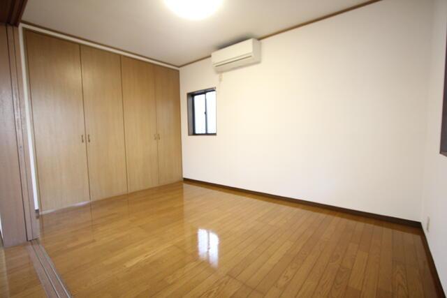 その他部屋・スペース　使い勝手のいい寝室です