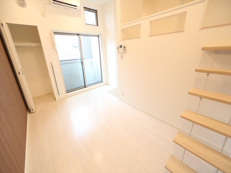 その他　洋室6.6帖　ロフト5.7帖（収納にも使えます）　同仕様写真