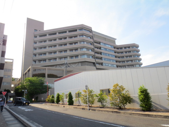 病院　大津市民病院（病院）まで730m