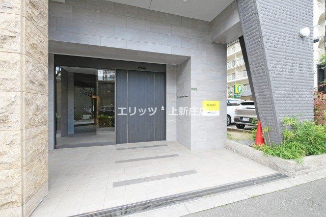 エントランス　エントランス