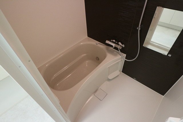 バス・シャワールーム　きれいなお風呂です