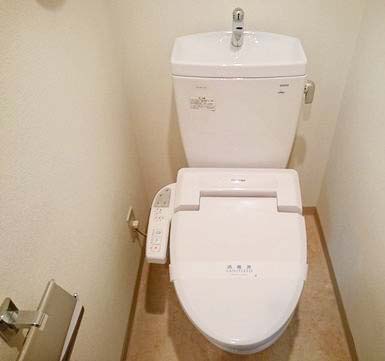 トイレ　★温水洗浄便座★