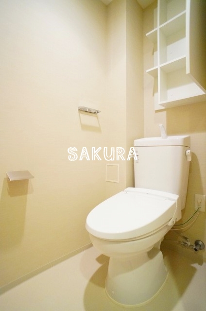 トイレ　落ち着いた色調のトイレです♪