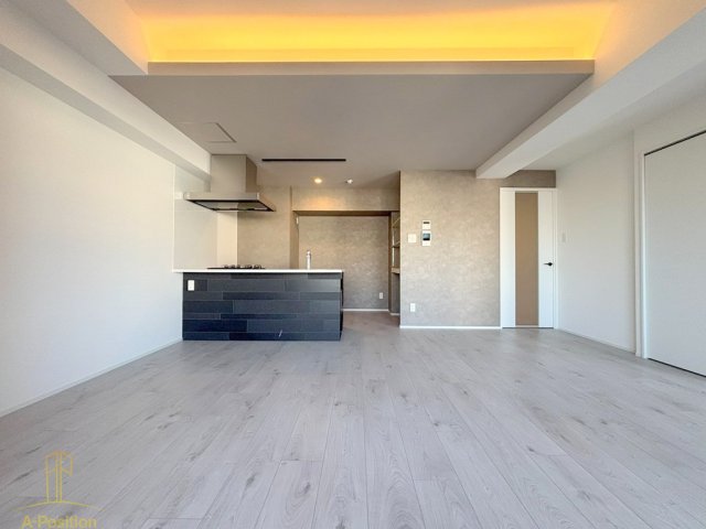 居室・リビング　GLAM　STELLA松屋町