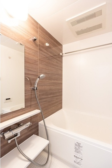 バス・シャワールーム　※同じ間取り別号室参考写真 　現状優先