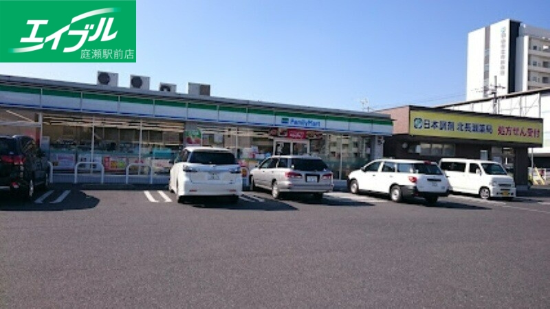コンビニ　ファミリーマート岡山北長瀬店（コンビニ）まで308m