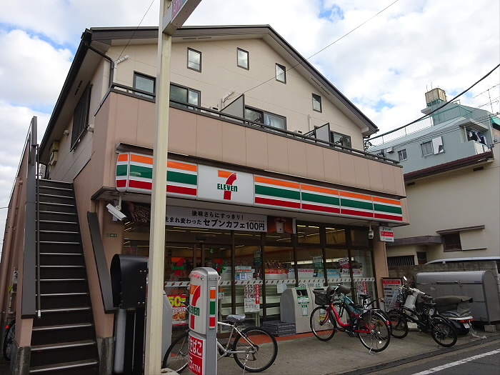 コンビニ　セブンイレブン世田谷松原５丁目店（コンビニ）まで1222m