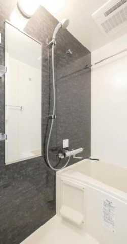 バス・シャワールーム　※他のお部屋の参考写真となります