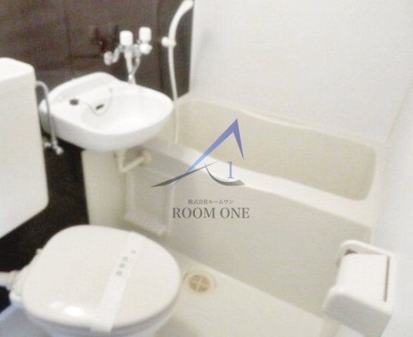 バス・シャワールーム　お風呂です。