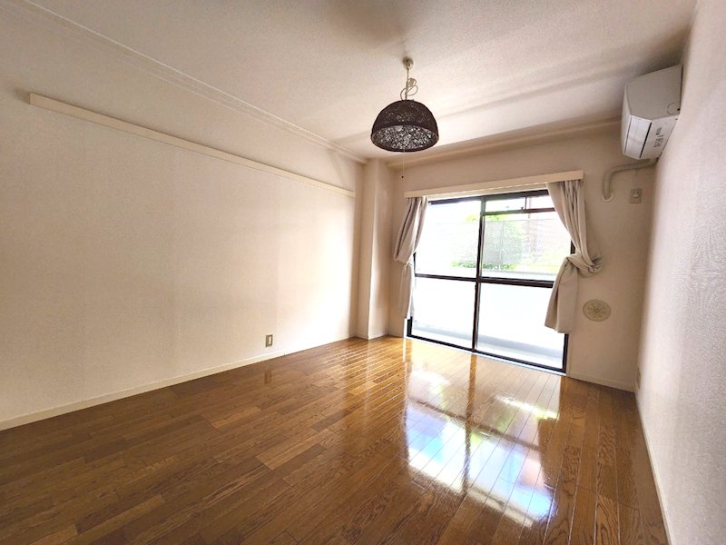 居室・リビング　別室参考写真