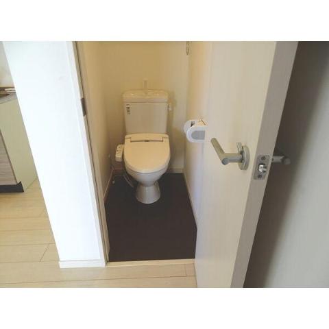 トイレ　トイレ