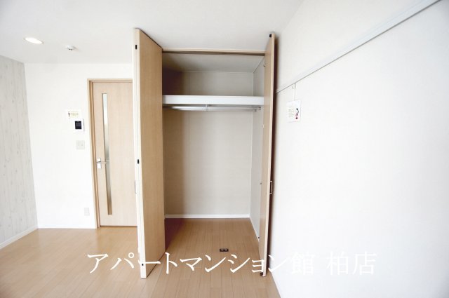収納　※別号室参考写真です