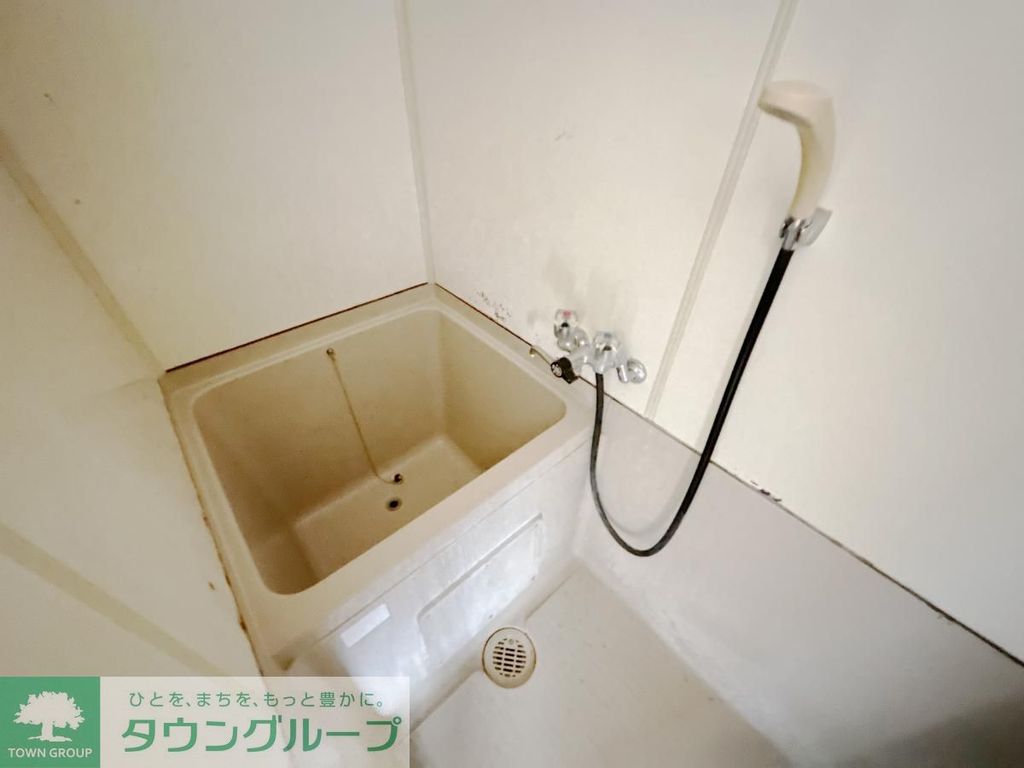 バス・シャワールーム　バス