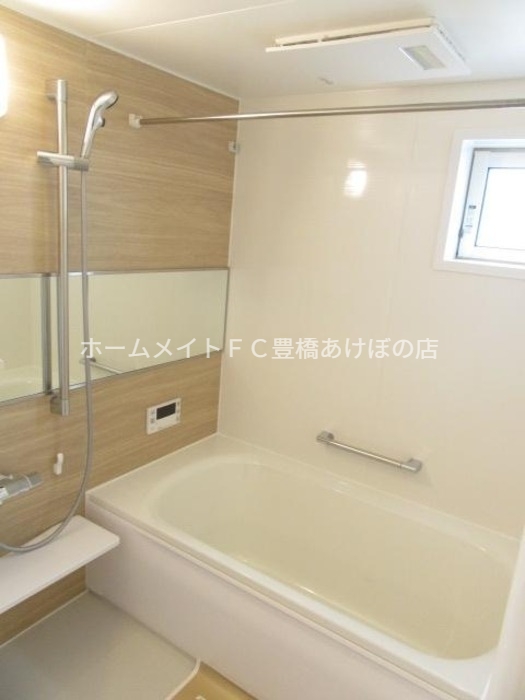 バス・シャワールーム　同型別部屋写真