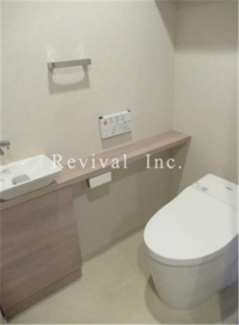 トイレ　シャワー機能付きトイレ