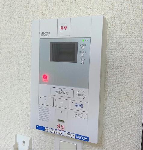 セキュリティ　モニター付きインターホン