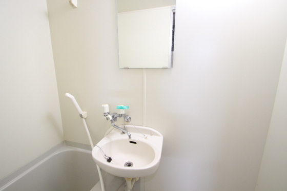 洗面設備　※別部屋の写真です