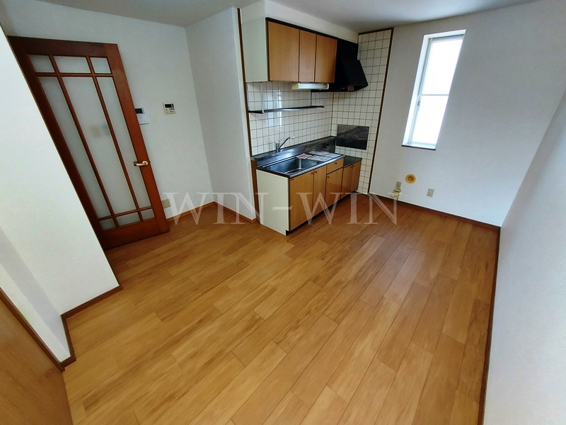 居室・リビング　イメージ（同建物内別部屋の写真です）