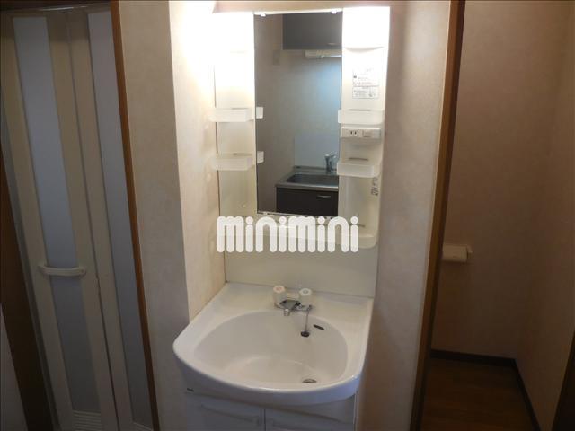 洗面設備　身なりを整える事が出来る独立洗面台です♪