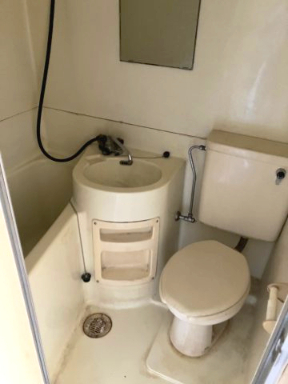 バス・シャワールーム　※原状回復工事前のお部屋です