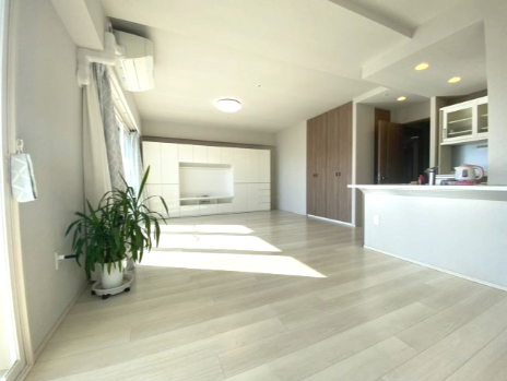 居室・リビング　ゆったり過ごせる居間です