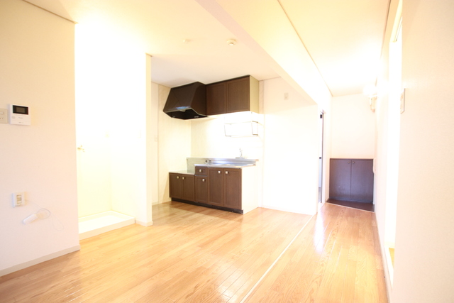 居室・リビング　７帖ＤＫ