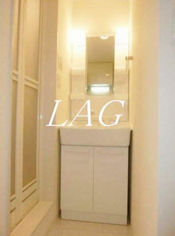 洗面設備　洗面台です。