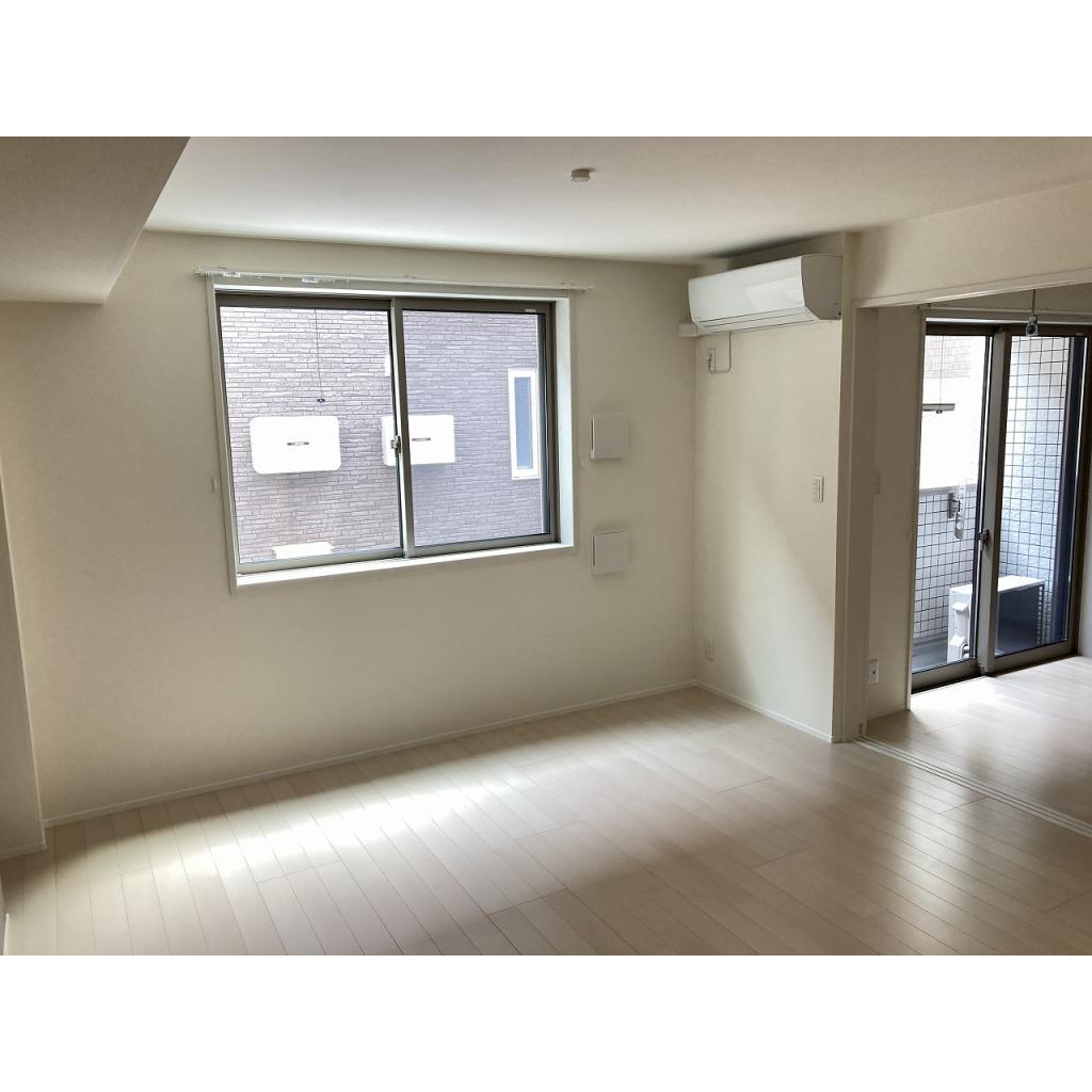 居室・リビング　同仕様・同タイプ別号室の写真です