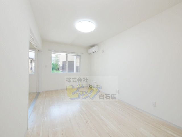 居室・リビング　広々としたリビングです♪