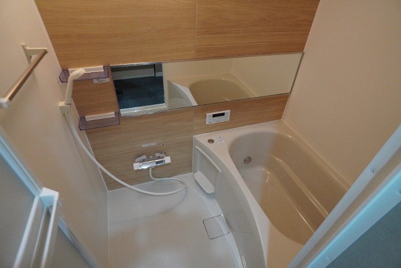 バス・シャワールーム　追焚機能付