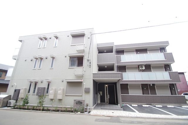 建物外観　★キレイな外観のマンションタイプ★