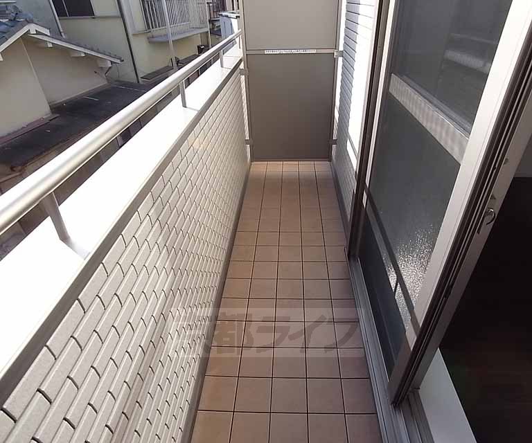 バルコニー　日当たり良好バルコニー