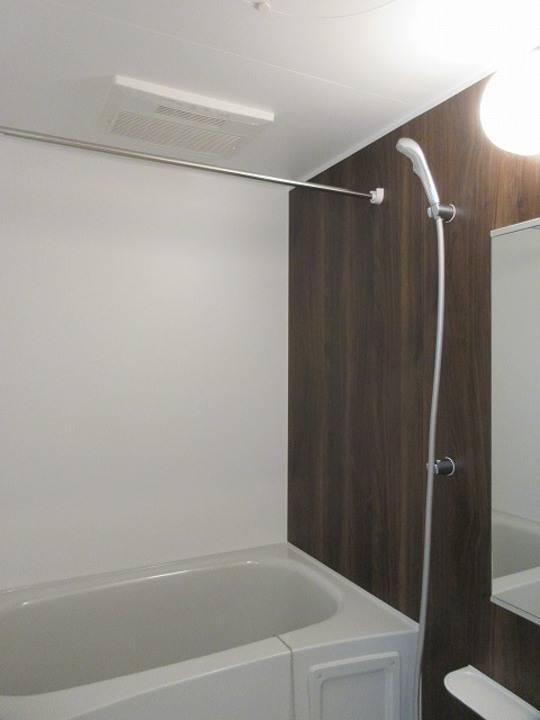 バス・シャワールーム　浴室