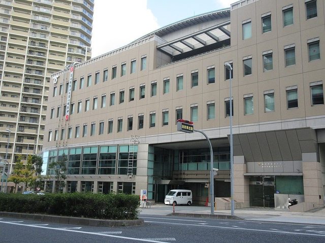役所　東灘区役所様（役所）まで900m