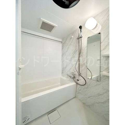 バス・シャワールーム　詳細は、ウィンドワード中の島店までご相談下さい。