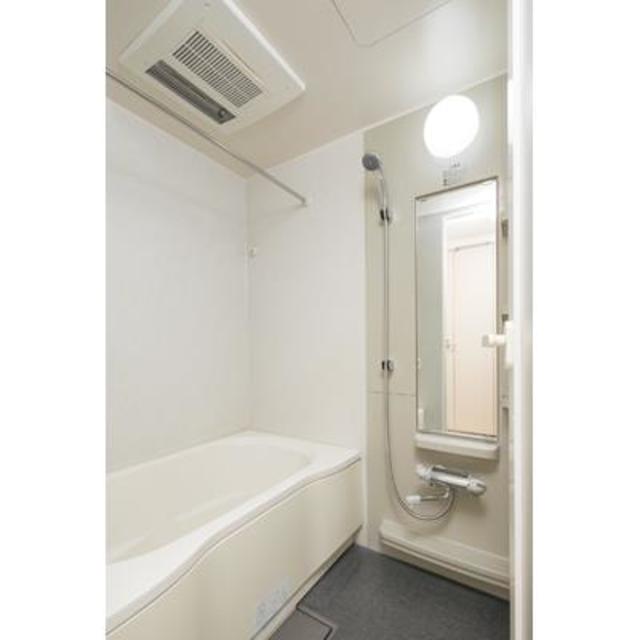 バス・シャワールーム　※写真は同タイプ住戸です。