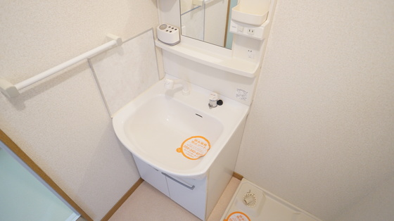 洗面設備　洗髪洗面化粧台