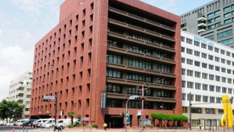 警察署・交番　麹町警察署（警察署・交番）まで484m