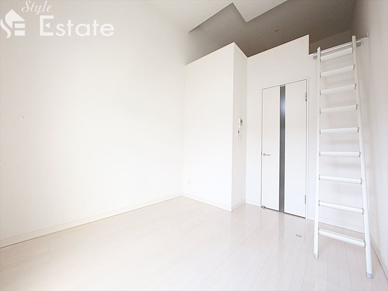 居室・リビング　内装