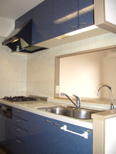 キッチン　人気の対面キッチンです